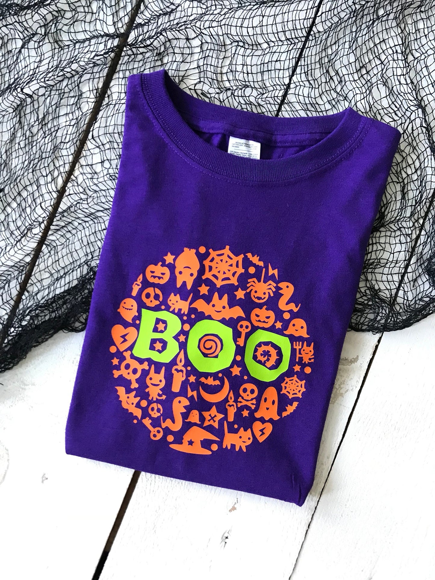 Halloween Kawaii Boo Shirt Unisex Graphic Tshirt Halloween Ghost Bats Trick or Treat Spooky Shirts